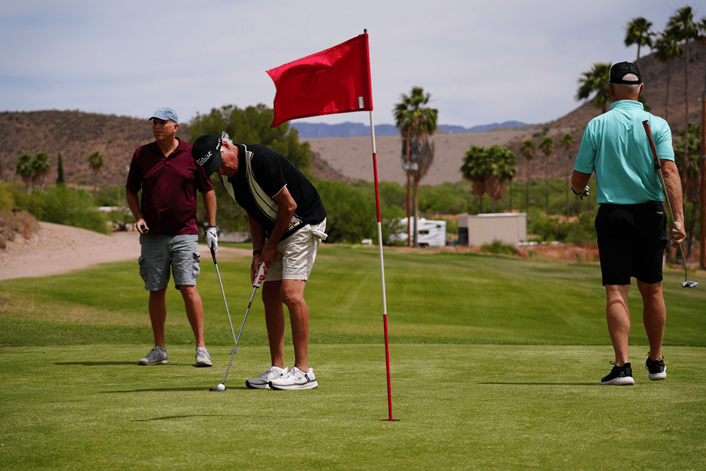 Red flag on golf course